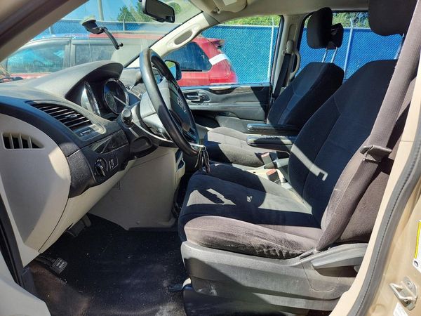 2013 DODGE GRAND CARAVAN SE