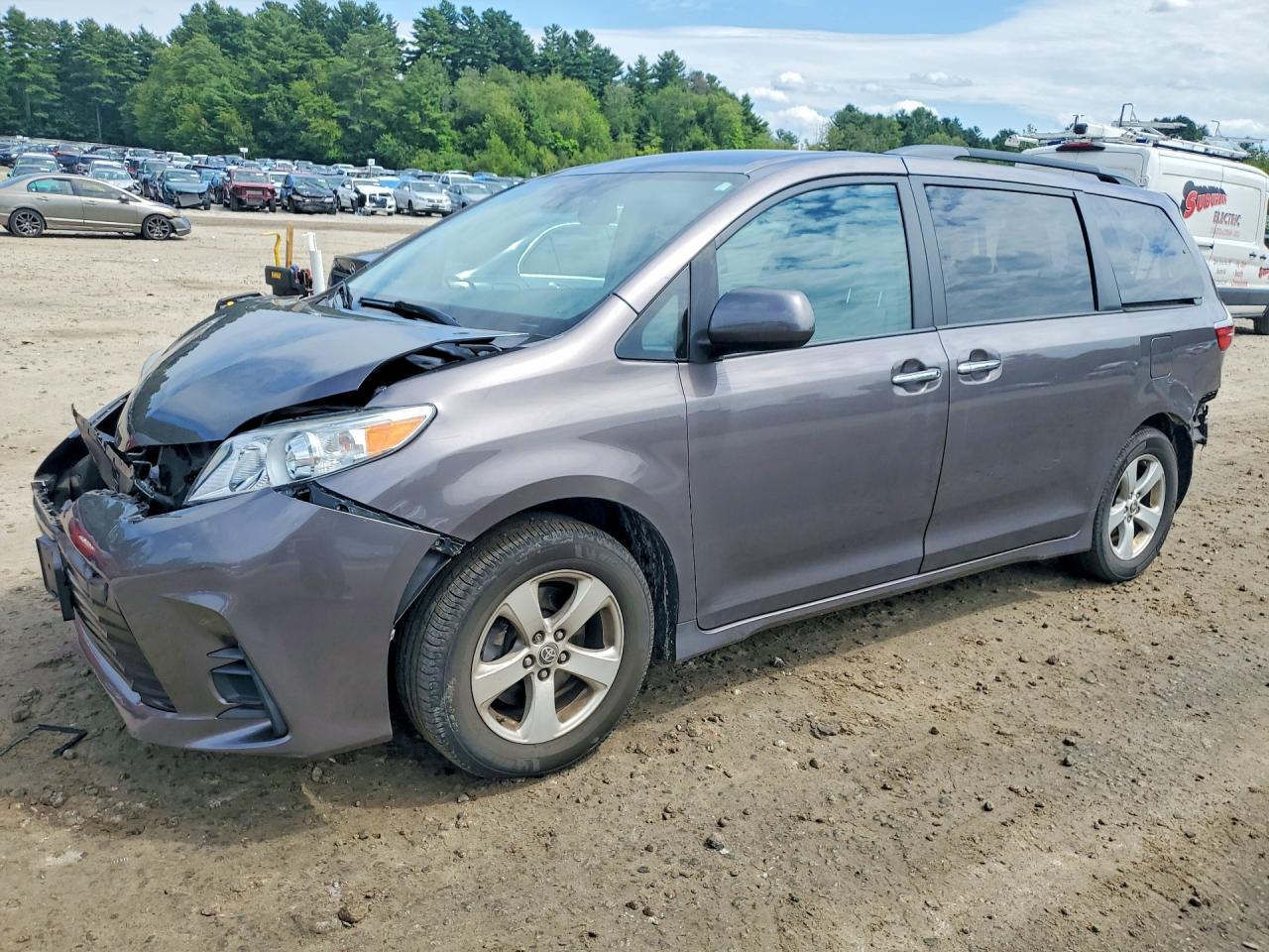 2020 TOYOTA SIENNA E grade