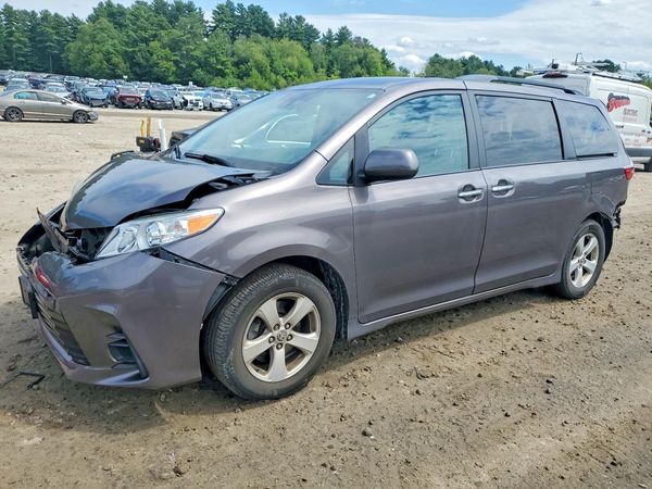 2020 TOYOTA SIENNA E grade