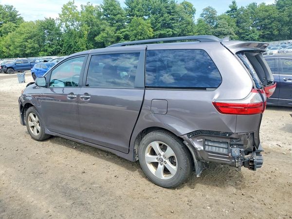 2020 TOYOTA SIENNA E grade