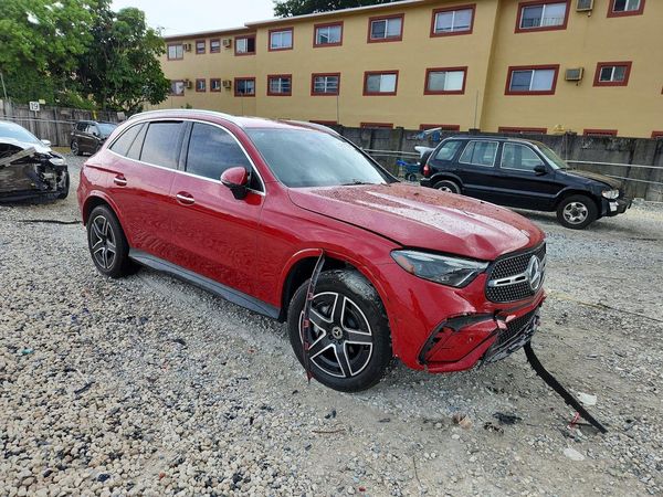 2024 MERCEDES-BENZ GLC GLC300