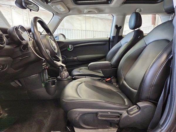 2015 MINI COOPER