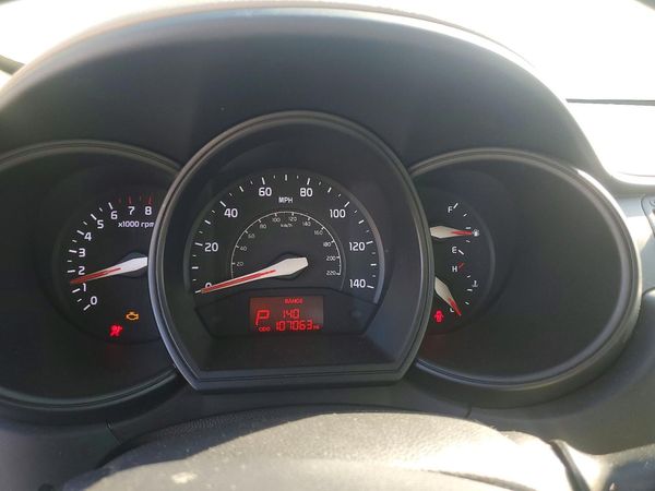 2014 KIA RIO