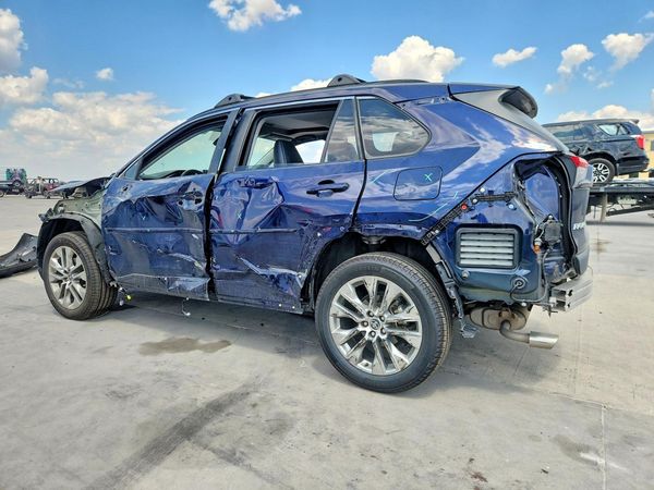 2021 TOYOTA RAV4 XLE Premium — DSRA