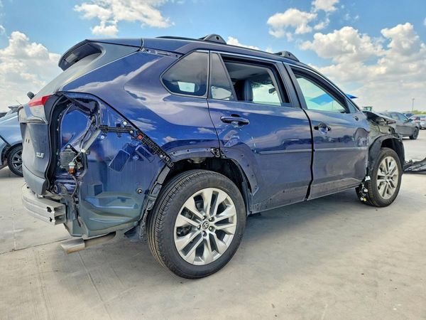 2021 TOYOTA RAV4 XLE Premium — PSRA