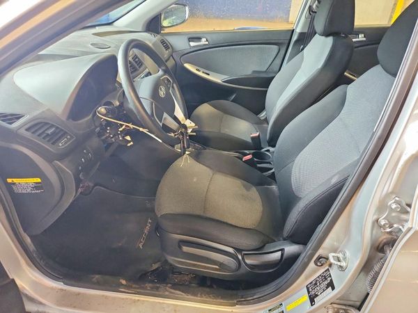 2012 HYUNDAI ACCENT