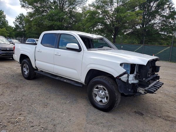 2019 TOYOTA TACOMA SR5