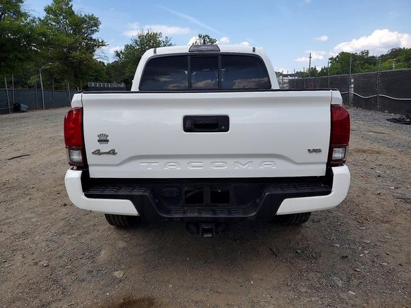2019 TOYOTA TACOMA SR5