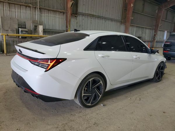 2022 HYUNDAI ELANTRA