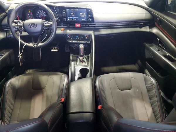2022 HYUNDAI ELANTRA