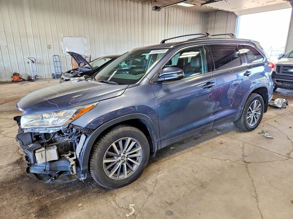 2018 TOYOTA HIGHLANDER