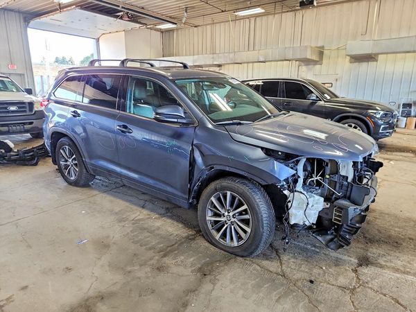 2018 TOYOTA HIGHLANDER SE/XLE