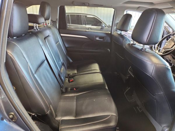 2018 TOYOTA HIGHLANDER SE/XLE