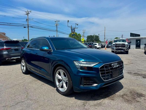 2019 AUDI Q8