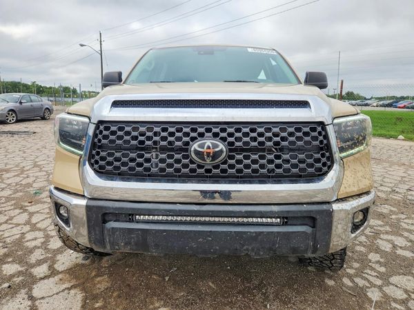 2020 TOYOTA TUNDRA SR5 Grade