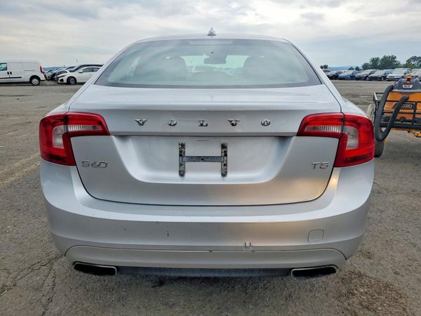 2014 VOLVO S60 — DIRR