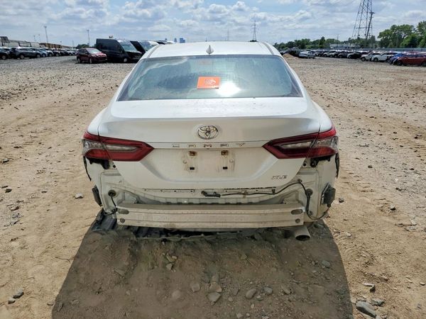 2022 TOYOTA CAMRY XLE — DIRR