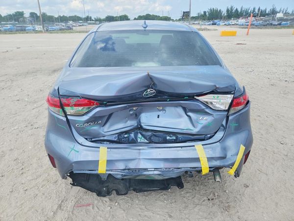2022 TOYOTA COROLLA