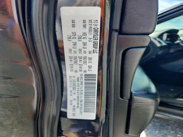 2015 JEEP GRAND CHEROKEE LAREDO 4X4 — VINS