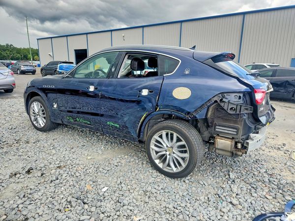 2020 MASERATI LEVANTE