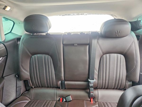 2020 MASERATI LEVANTE