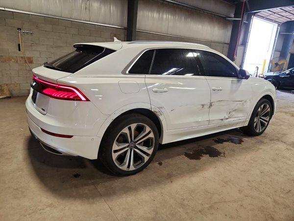 2019 AUDI Q8