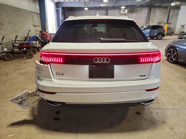 2019 AUDI Q8