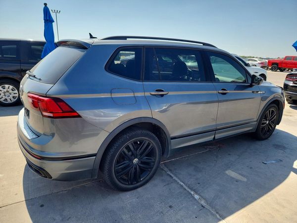 2022 VOLKSWAGEN TIGUAN