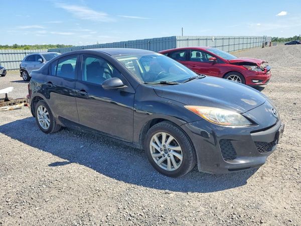 2013 MAZDA 3 Touring/GS