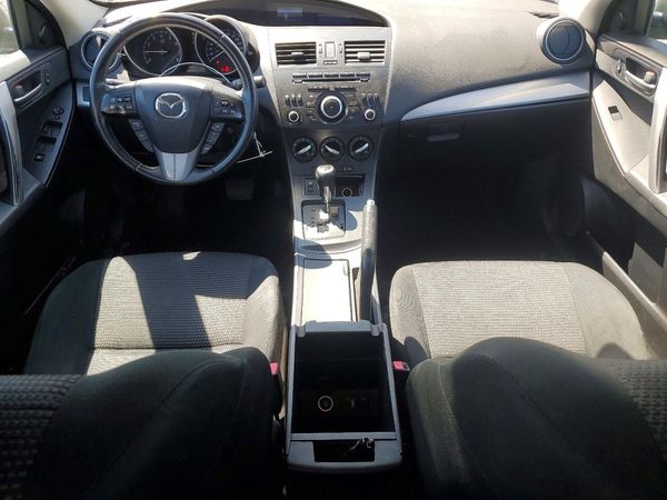 2013 MAZDA 3 Touring/GS