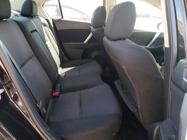 2013 MAZDA 3 Touring/GS