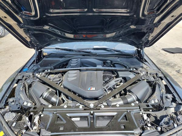 2023 BMW M4