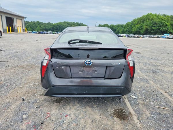 2016 TOYOTA PRIUS One/Two