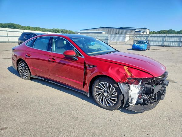 2025 HYUNDAI SONATA Limited