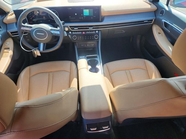 2025 HYUNDAI SONATA Limited