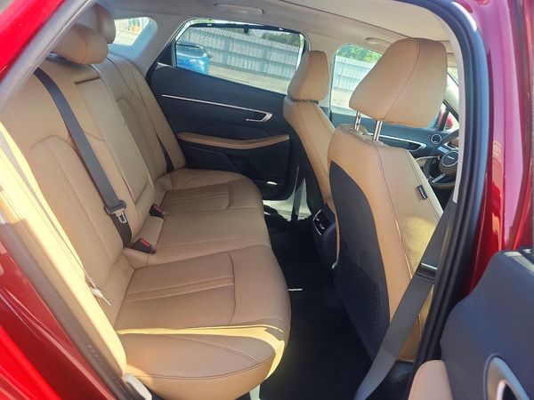 2025 HYUNDAI SONATA Limited