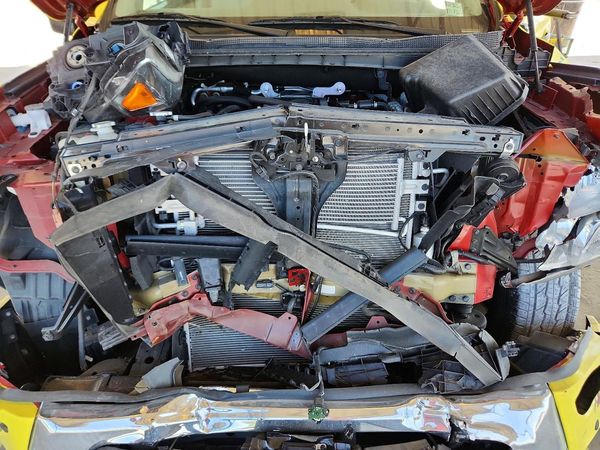 2024 NISSAN TITAN