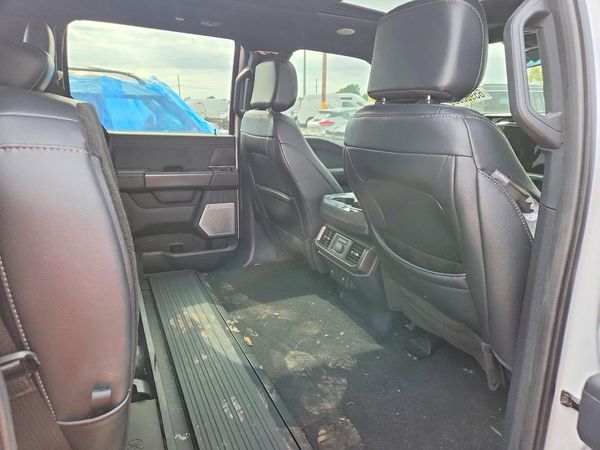 2024 FORD F150