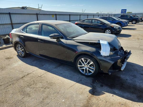 2019 LEXUS IS 300