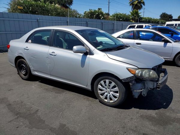 2012 TOYOTA COROLLA