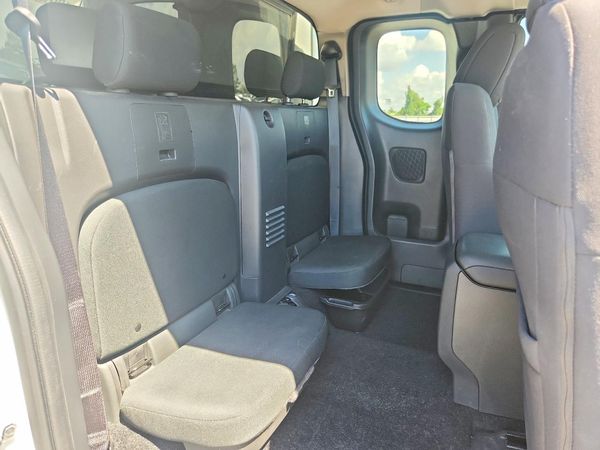 2024 NISSAN FRONTIER