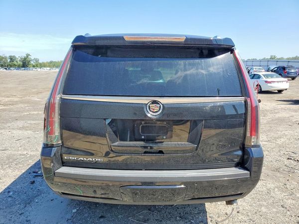 2015 CADILLAC ESCALADE Premium