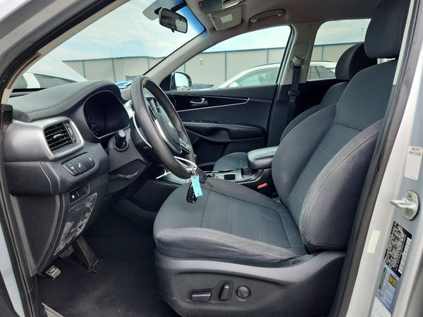 2019 KIA SORENTO L, LX, S