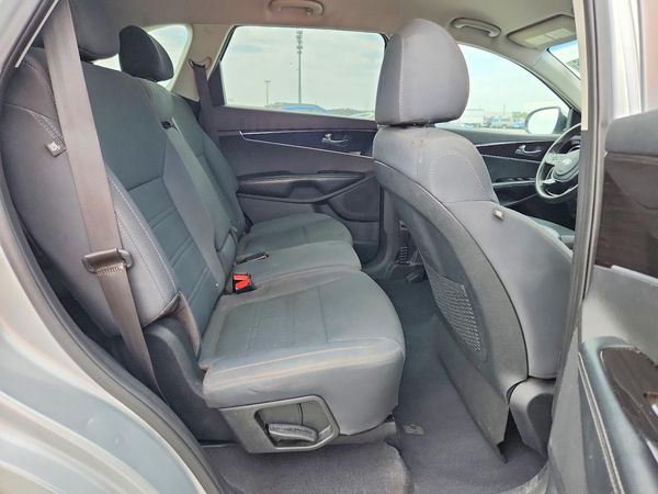 2019 KIA SORENTO L, LX, S
