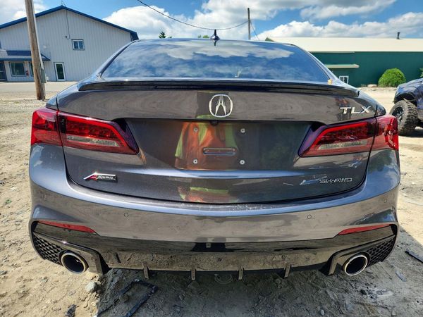 2020 ACURA TLX
