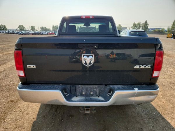 2017 RAM 1500 SLT
