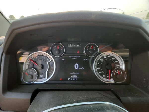 2017 RAM 1500 SLT
