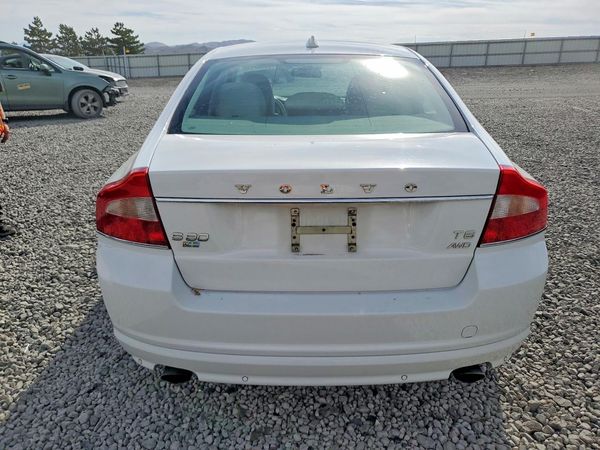 2012 VOLVO S80