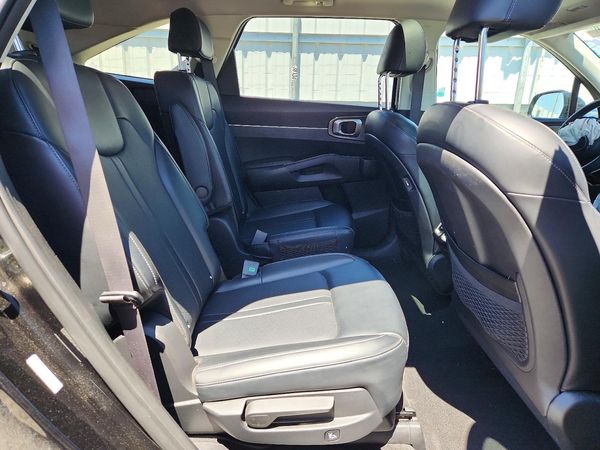 2021 KIA SORENTO