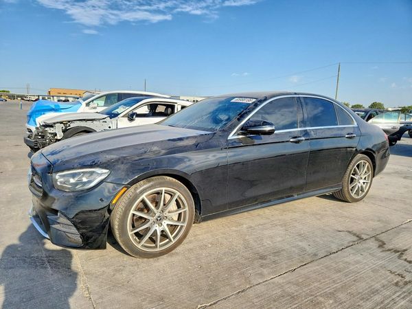 2022 MERCEDES-BENZ E
